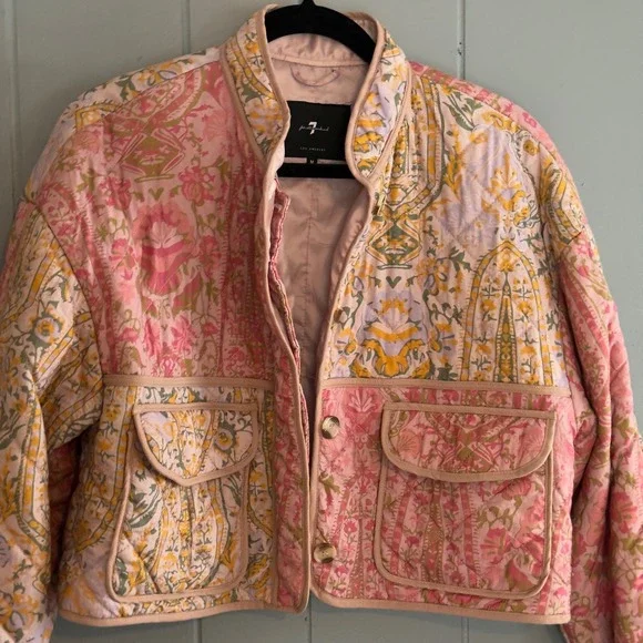 7 For All Mankind Cropped Quilted Floral Jacket Pink Boxy Boho Patchwork M - Picture 9 of 10